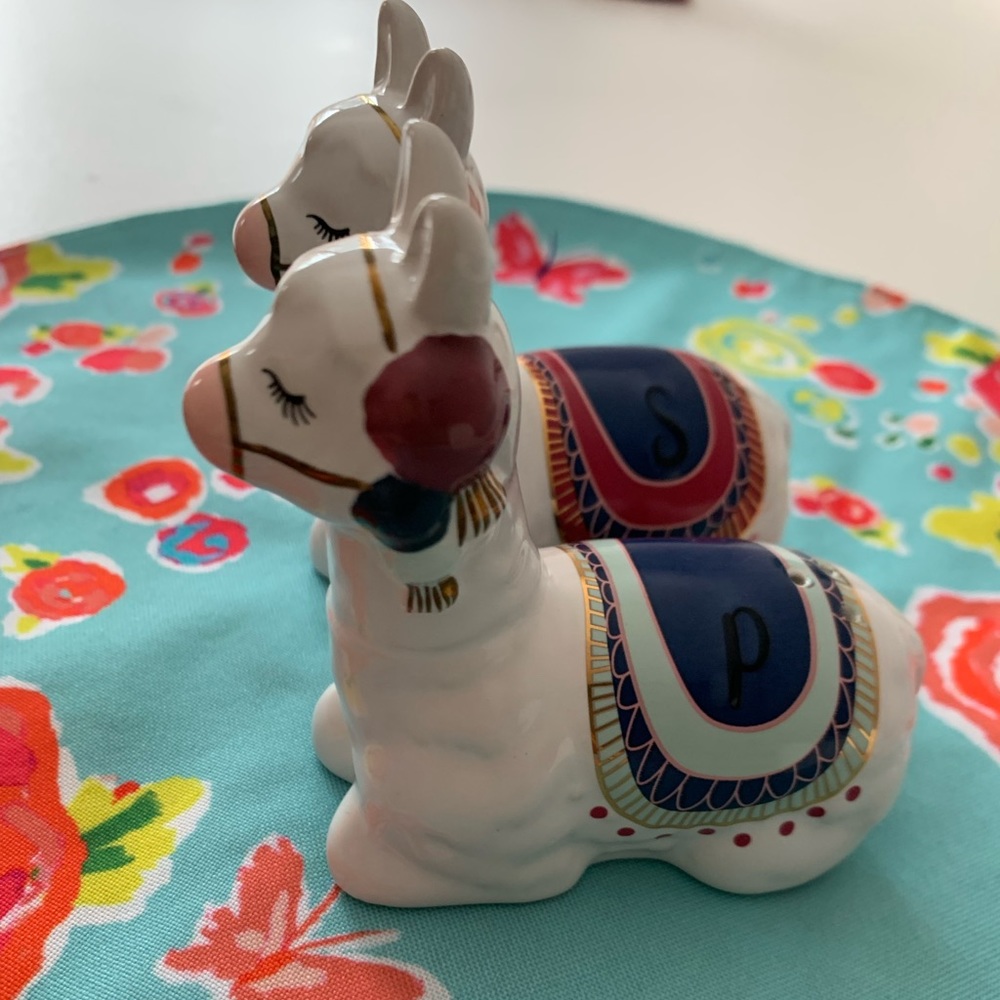 Lauren Conrad pink, blue and gold Llama salt and pepper shakers